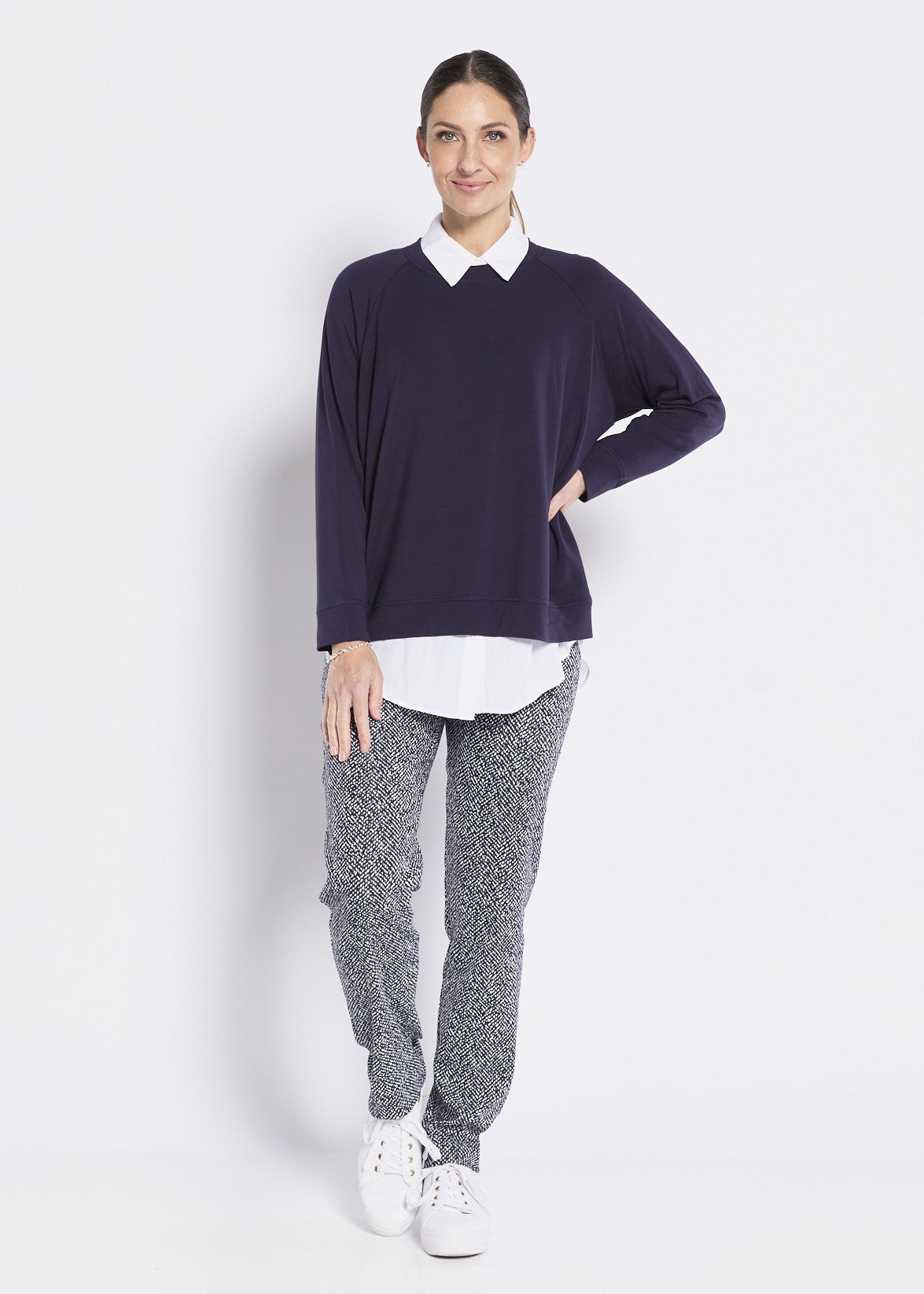 Navy Jacquard Stretch Straight Pant