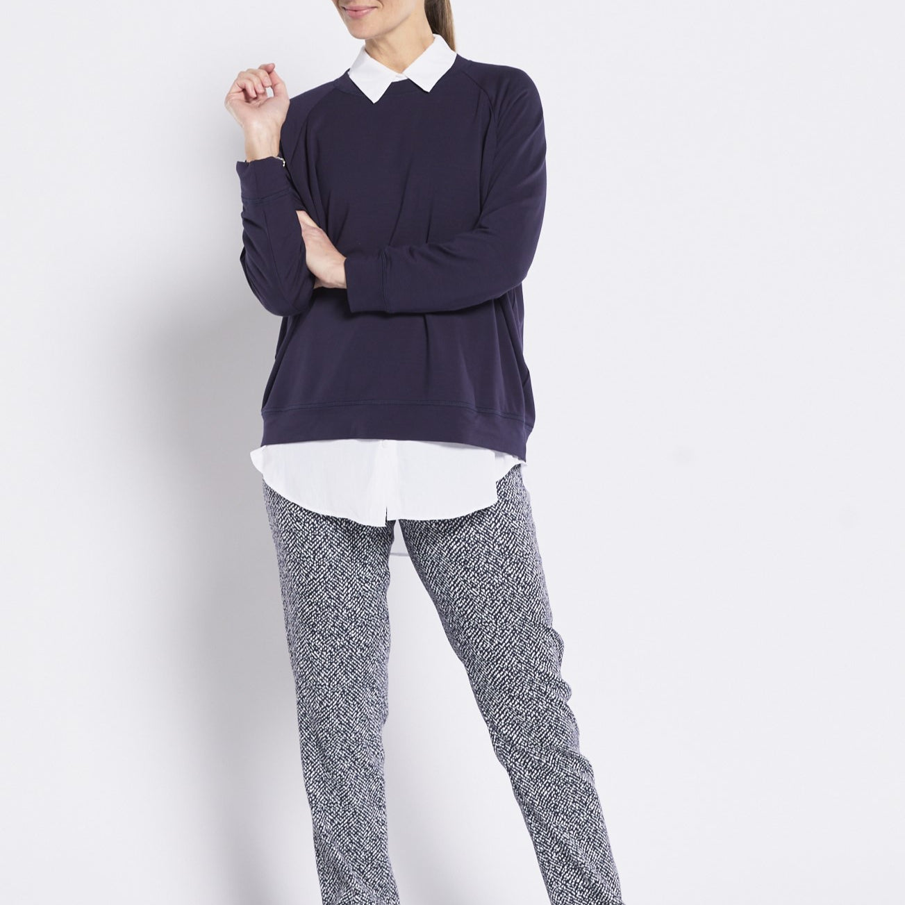 Jacquard Stretch Straight Pant in Navy
