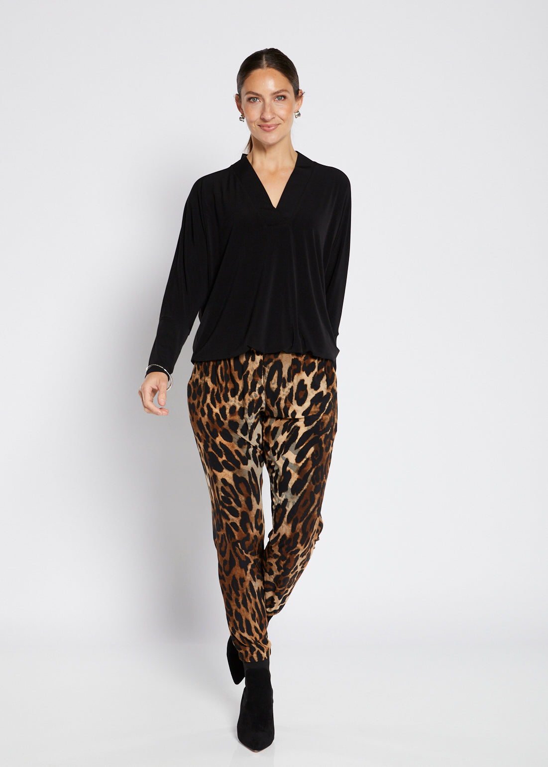 Wendy Foundation slinky jersey relaxed V top in black