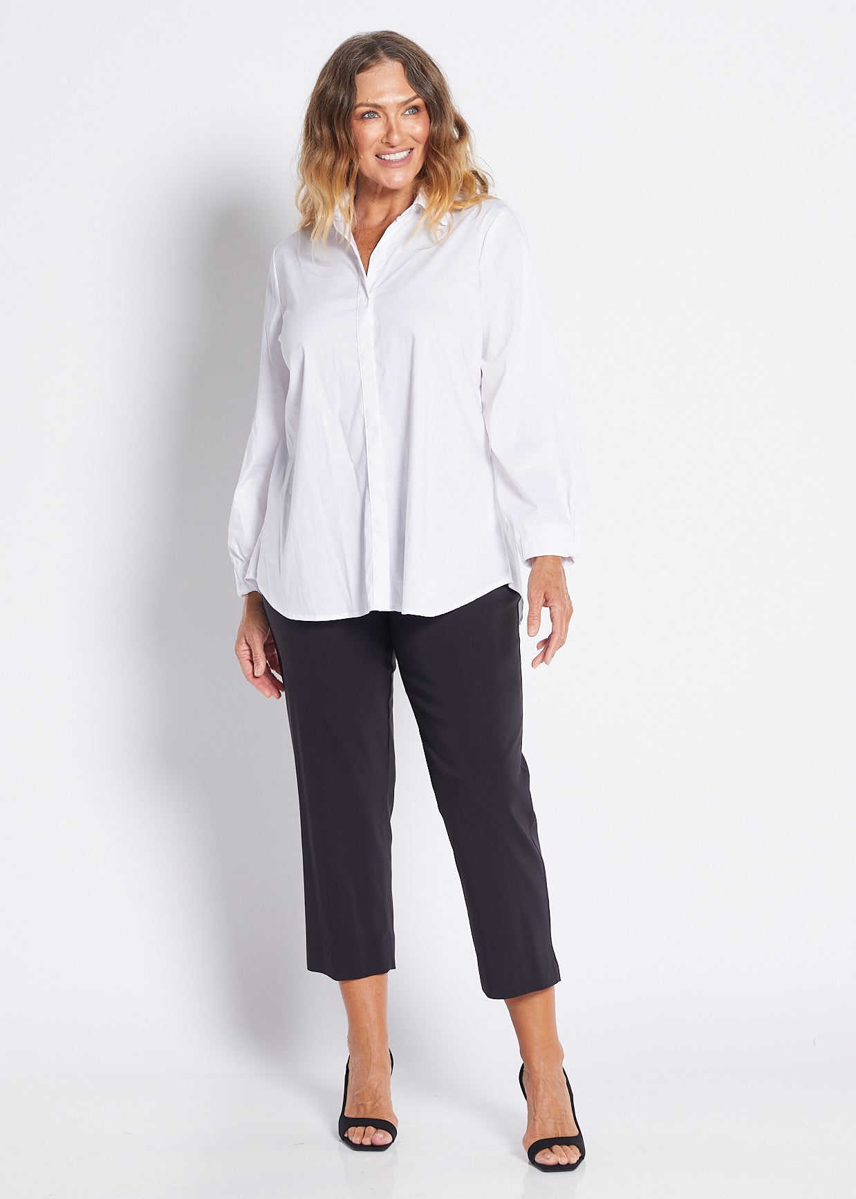 Bengaline Stretch 7/8 Side Zip Straight Pants in Navy