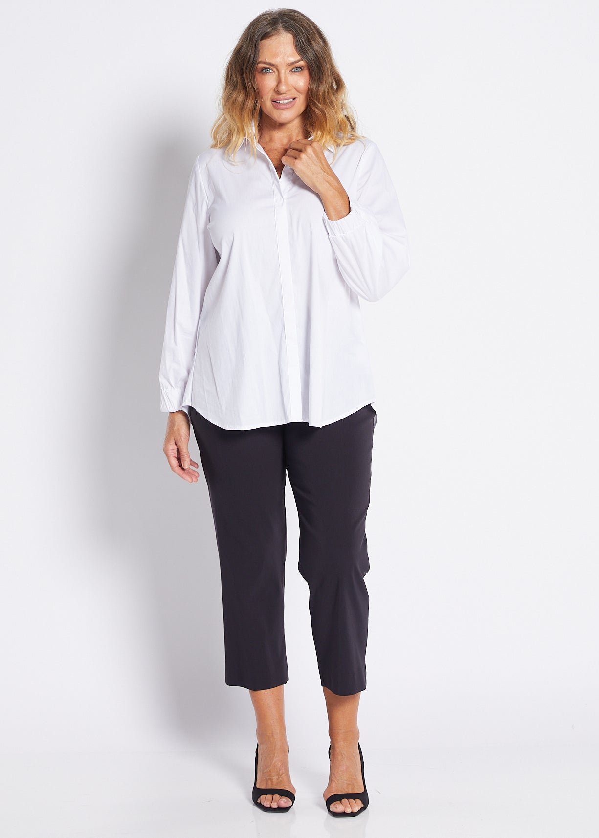 Bengaline Stretch 7/8 Side Zip Straight Pants in Navy