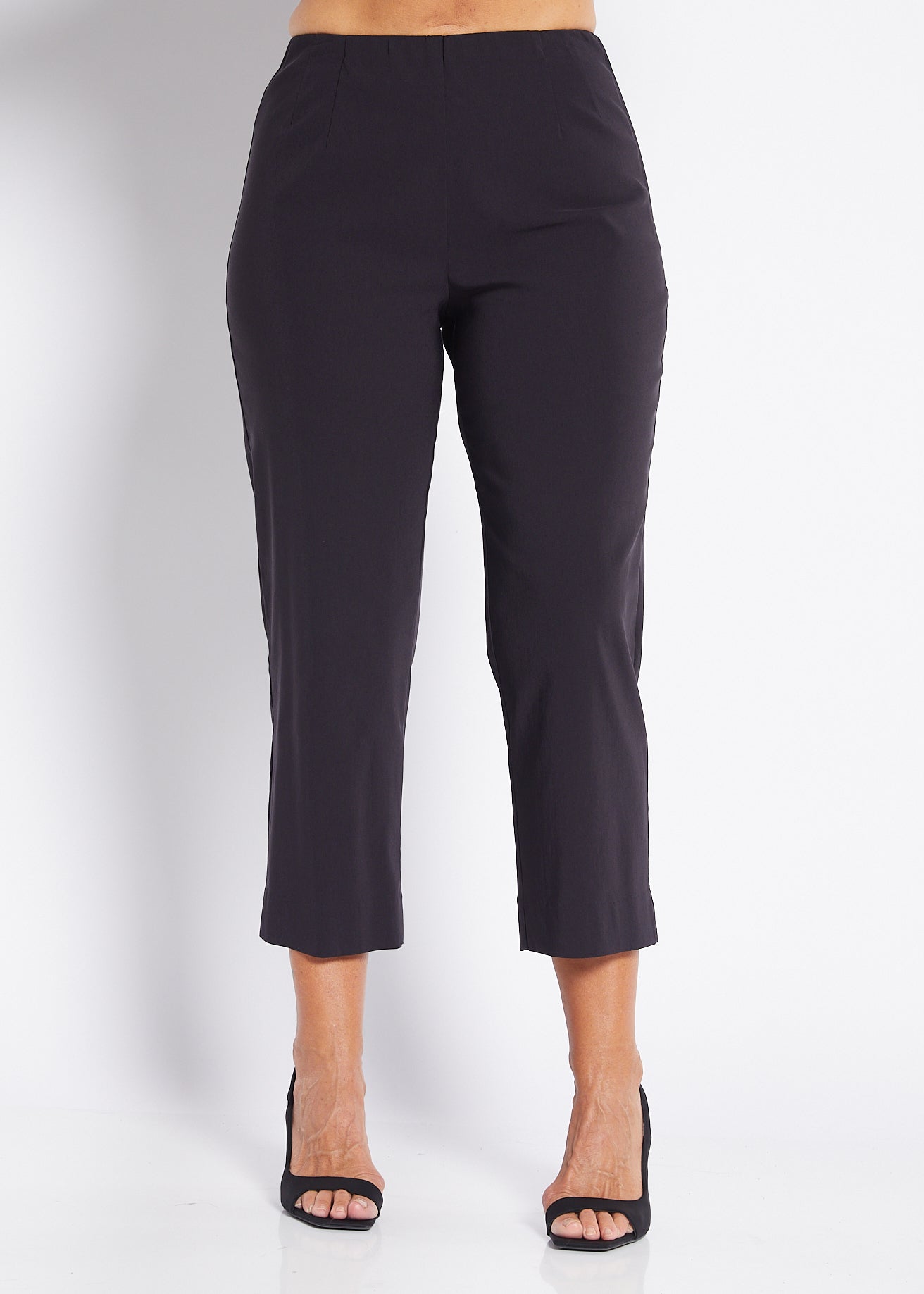 Bengaline Stretch 7/8 Side Zip Straight Pants in Navy