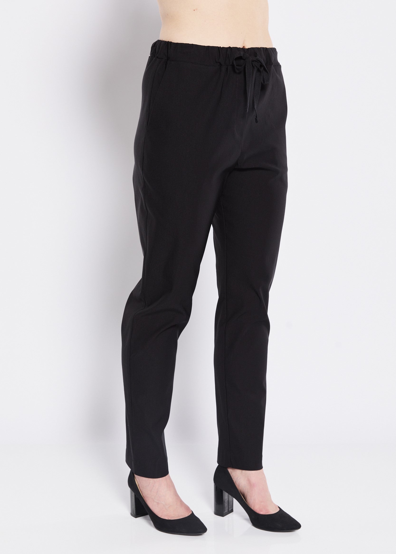 Sunday Zenya Bengaline super stretch relaxed pant in black