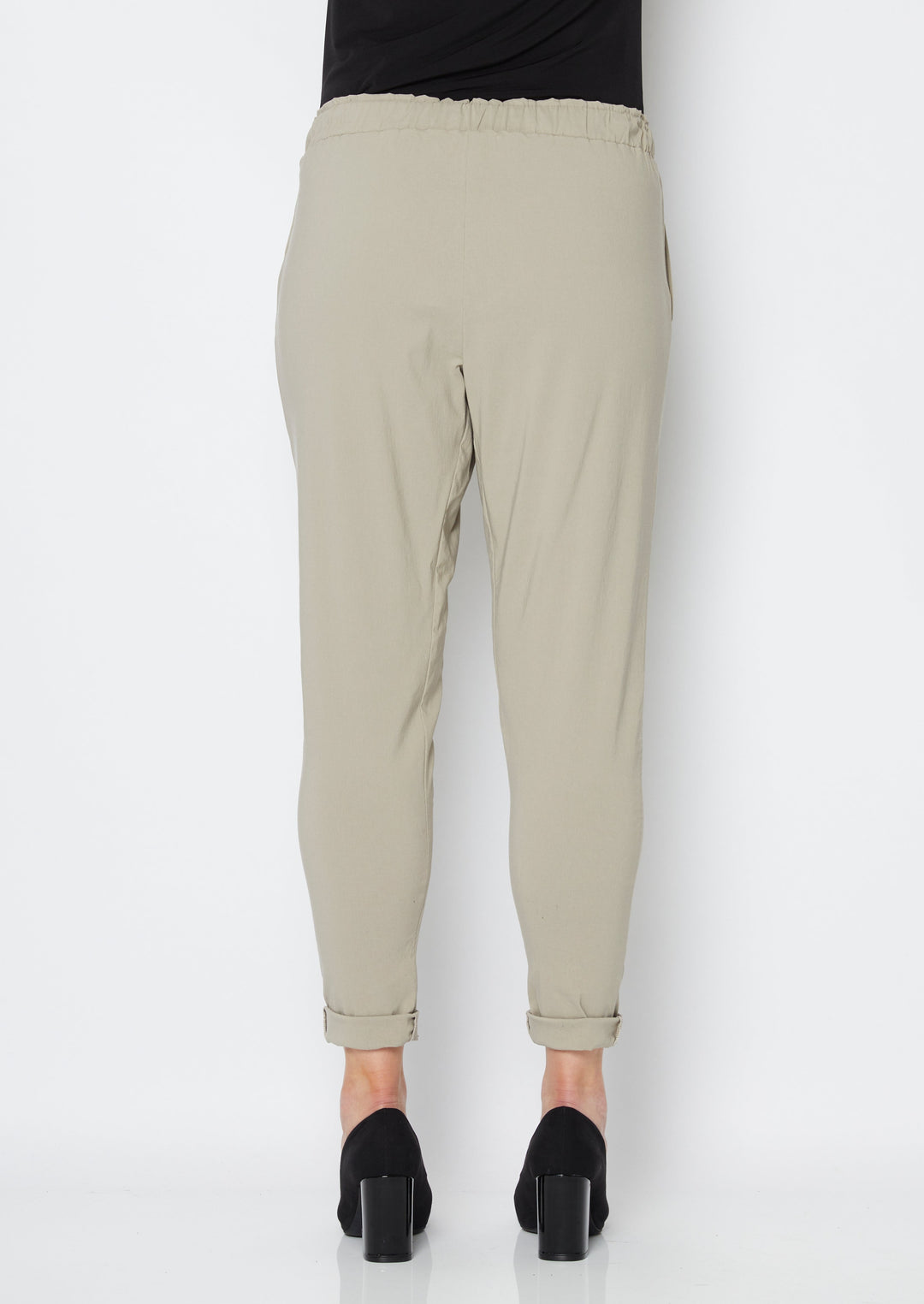 Casual Miracle Bengaline Pant in Raffia