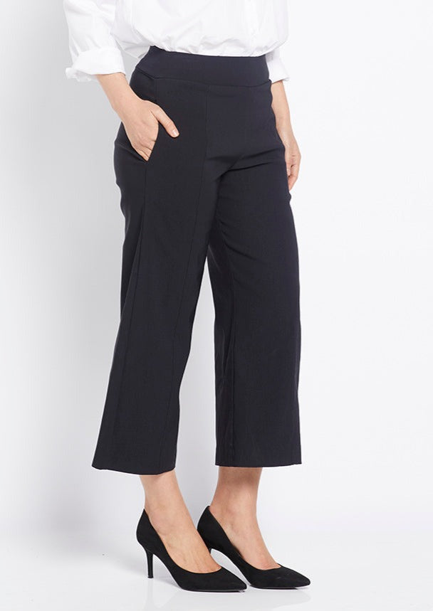 Larrie Miracle Bengaline Culotte Pant in Black