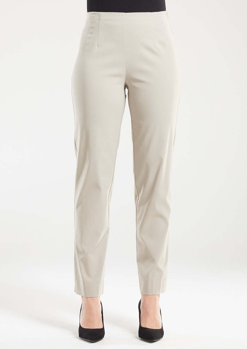 Gem Miracle Bengaline women's full-length straight-cut pants in raffia.