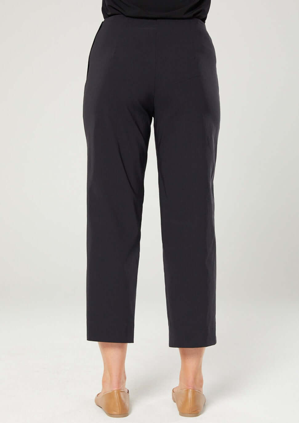 Wow Miracle Bengaline Women's 7/8th length straight-cut pants in black.